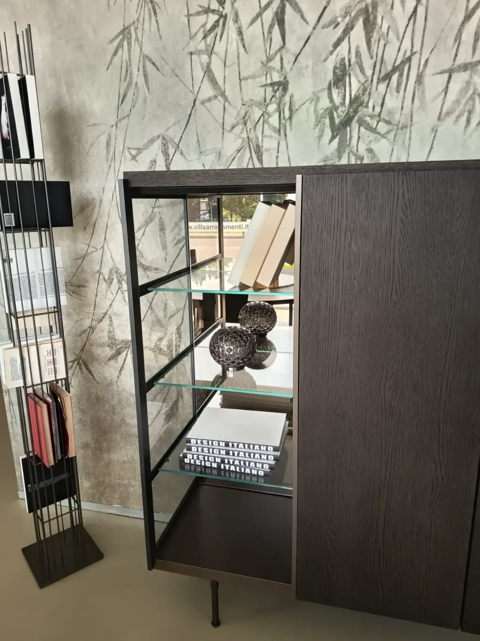 Soggiorno completo modello Logos in stile design di Molteni & c a PREZZI OUTLET