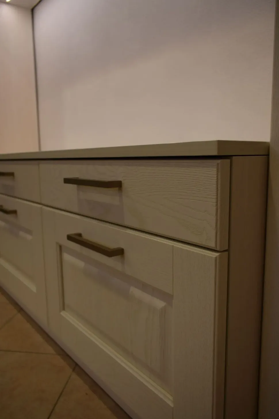 Soggiorno completo modello Mobile living asolo di Arredo3 in Offerta Outlet