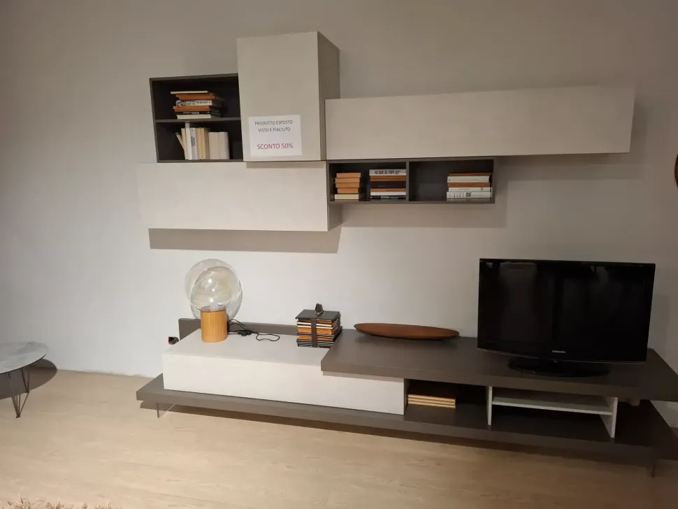 Soggiorno completo modello Mobile soggiorno sangiacomo di Sangiacomo a prezzo Outlet