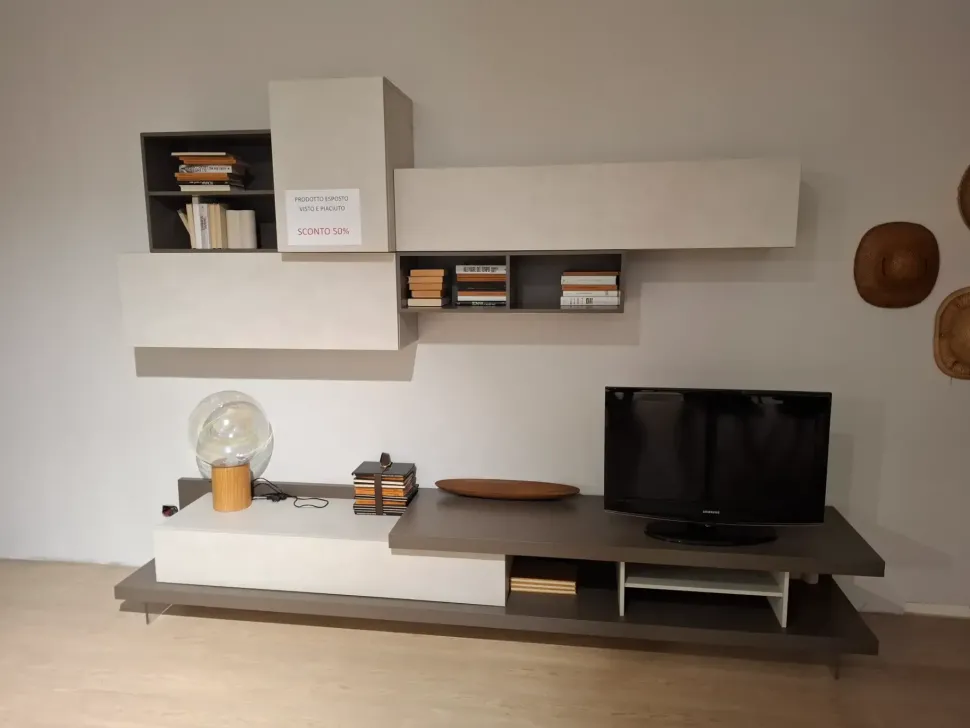 Soggiorno completo modello Mobile soggiorno sangiacomo di Sangiacomo a prezzo Outlet