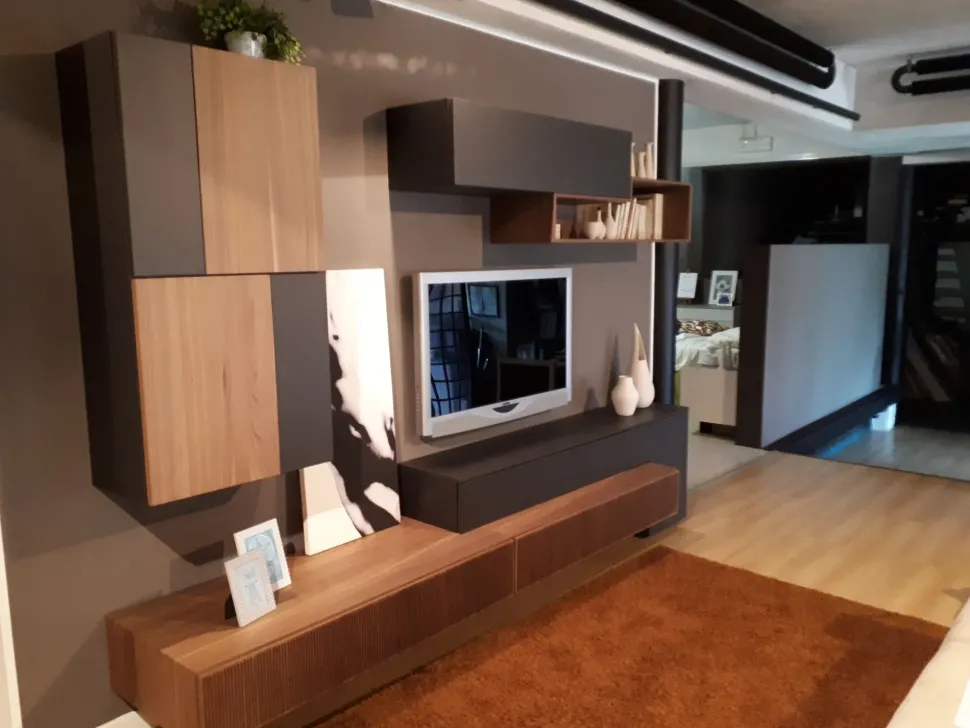 Soggiorno completo Soggiorno mobilegam in legno noce cannettato di Mobilgam in stile design con forte sconto