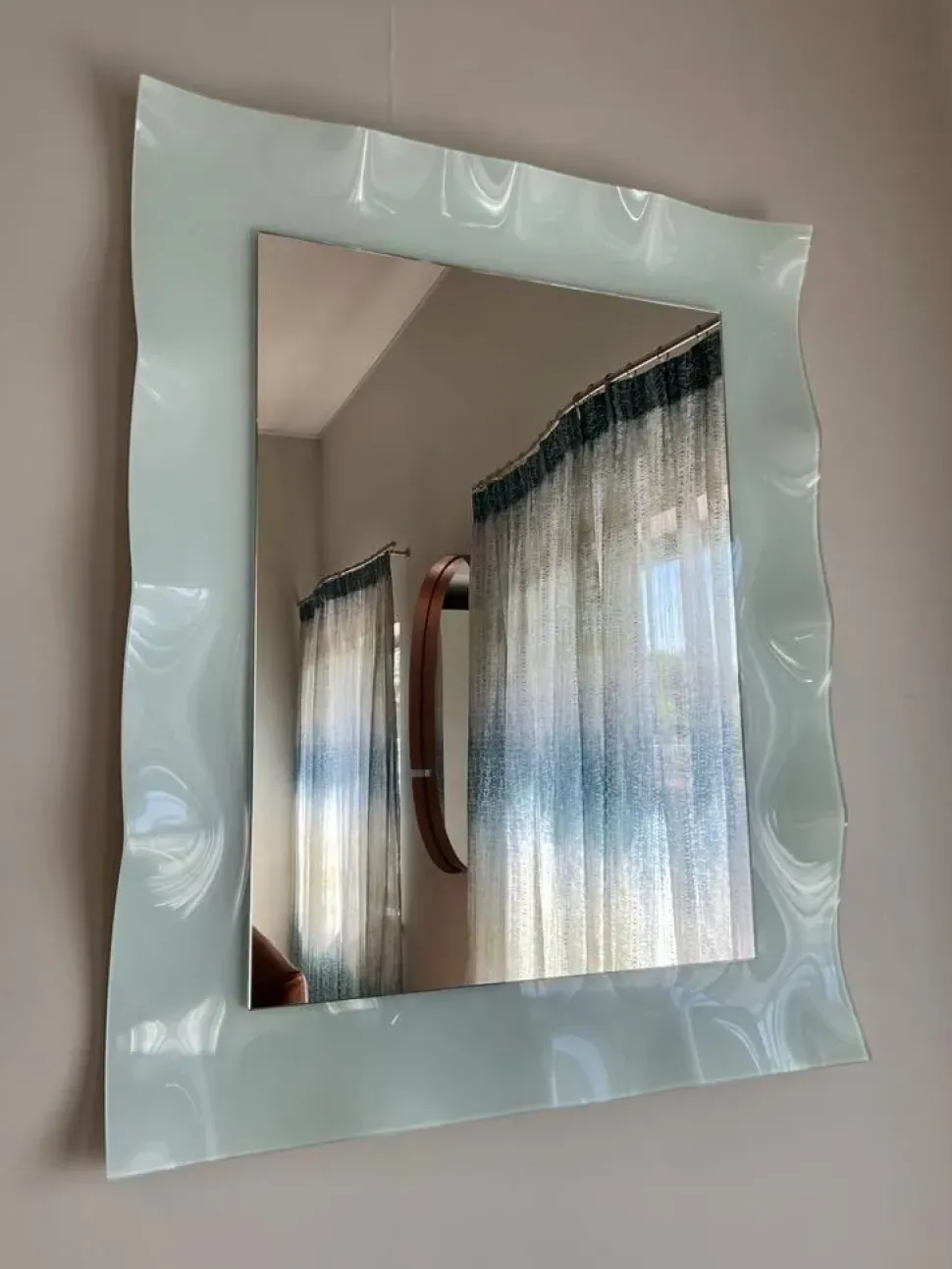 Specchiera modello Onda di Glas italia a prezzi convenienti