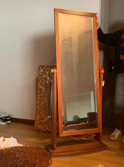 Specchio classico Specchiera reclinabile in noce di Artigianale a prezzo scontato