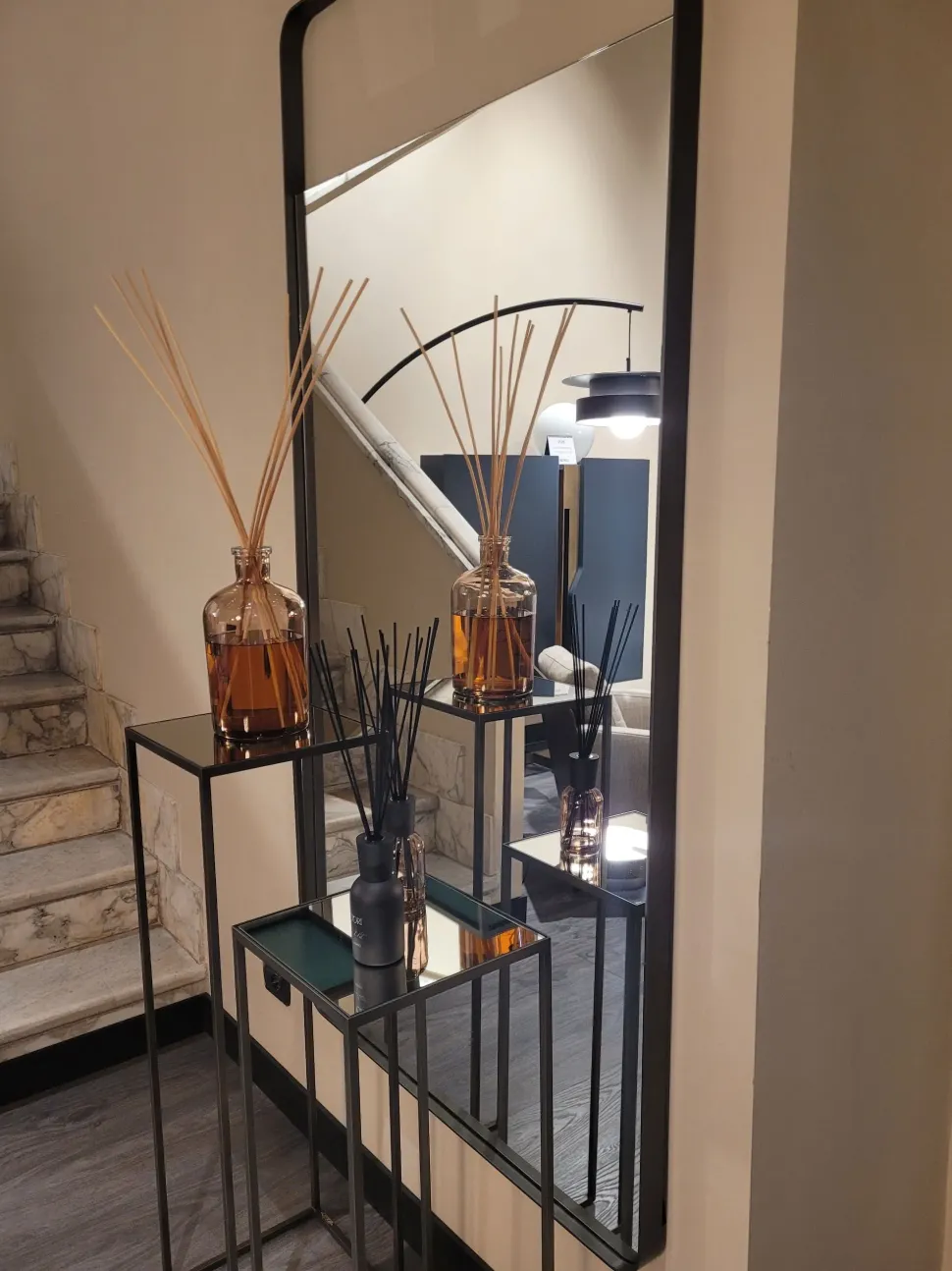 Specchio design Elvis di Cantori a prezzo scontato