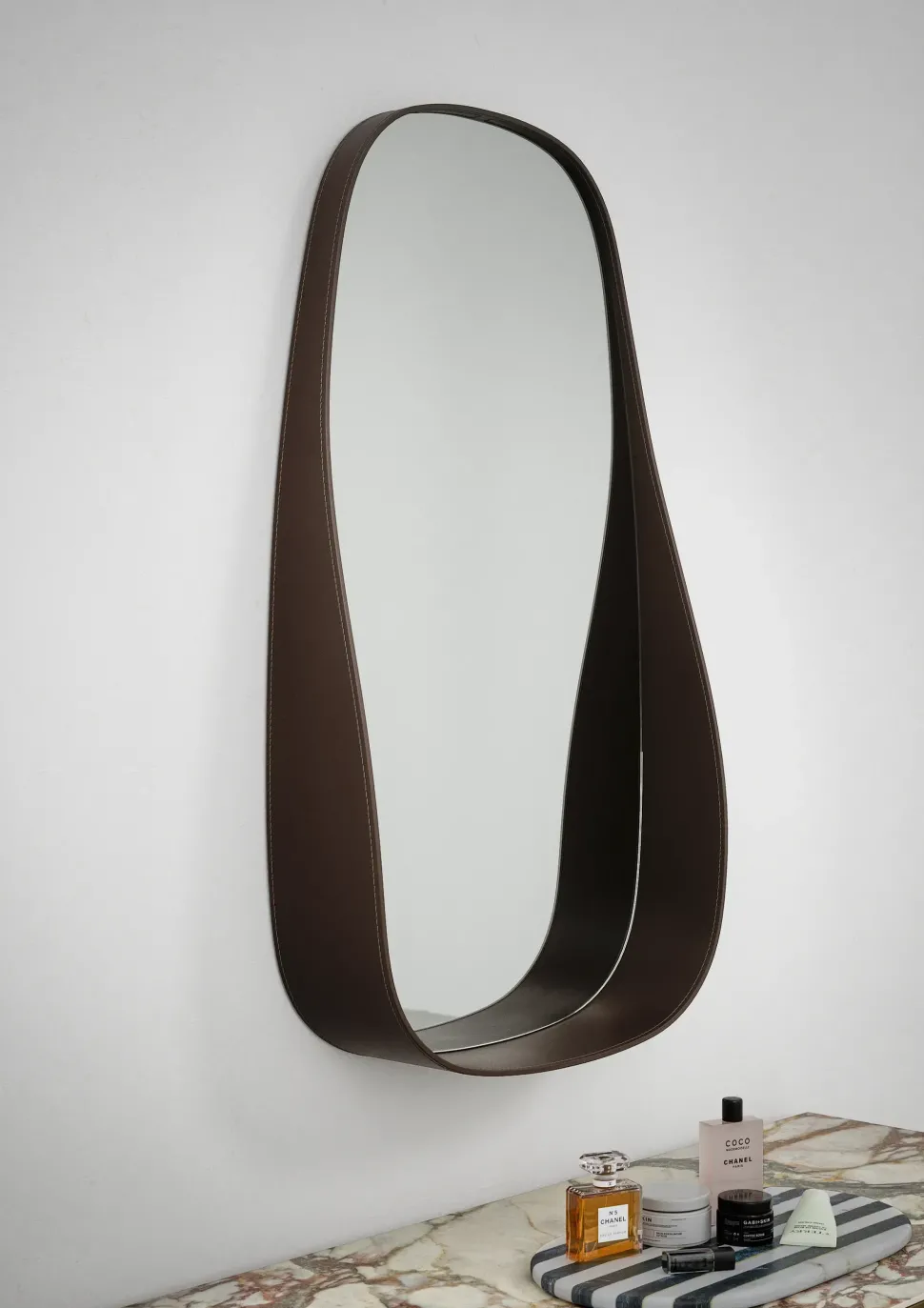 Specchio design Flow di Novamobili scontato -38%