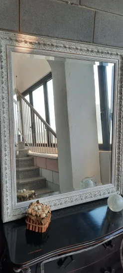 Specchio design Modello i solisti di Mobilificio bellutti a prezzo scontato