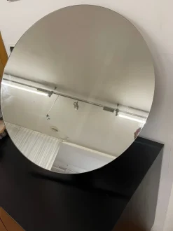 Specchio design Tondo d'appoggio di Gamma scontato -60%