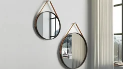 Specchio modello Astra di Doimo salotti con forte sconto