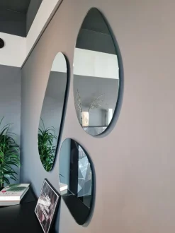 Specchio modello Pleasure di Lago in offerta