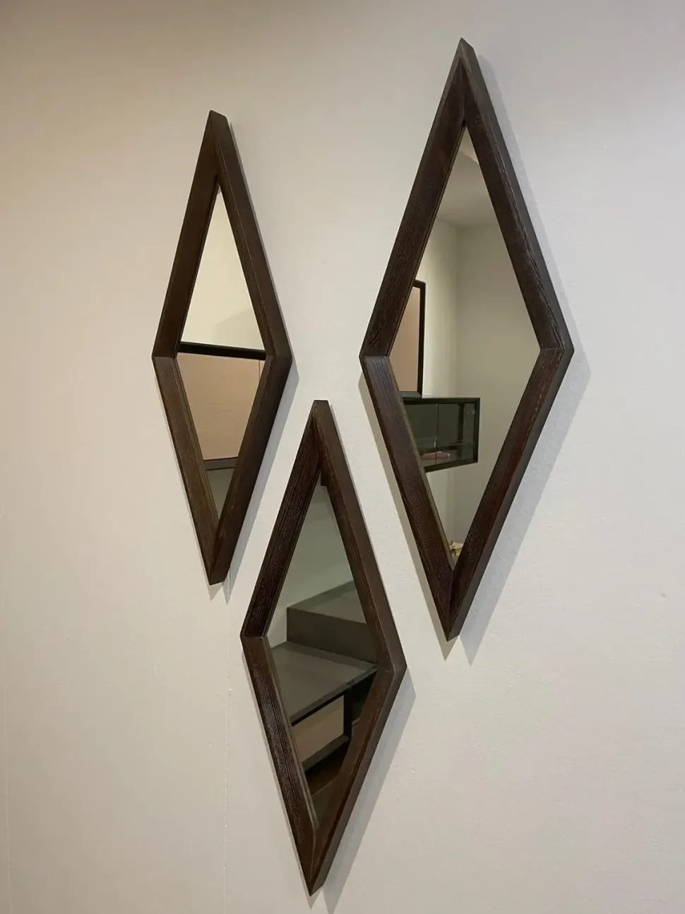 Specchio moderna Composizione specchi rombo di Artigianale in Offerta Outlet