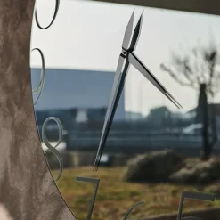 Specchio Moment di Cattelan italia in stile design SCONTATO