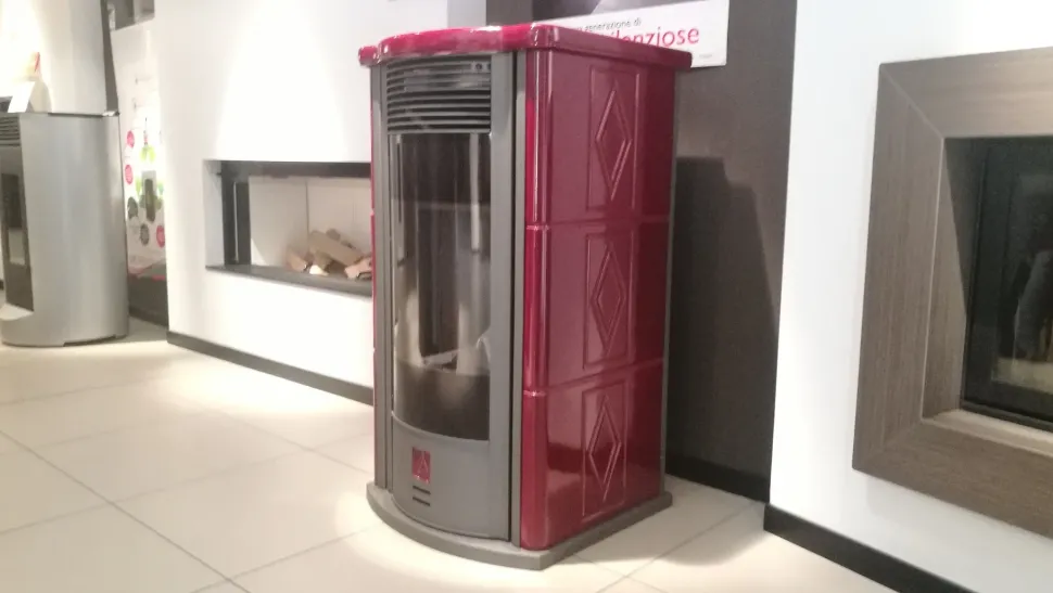 Stufa a pellet Artigianale a prezzo ribassato 45%