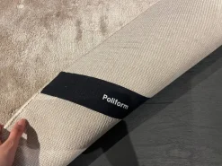 Tappeto modello Frame Poliform a prezzi imbattibili