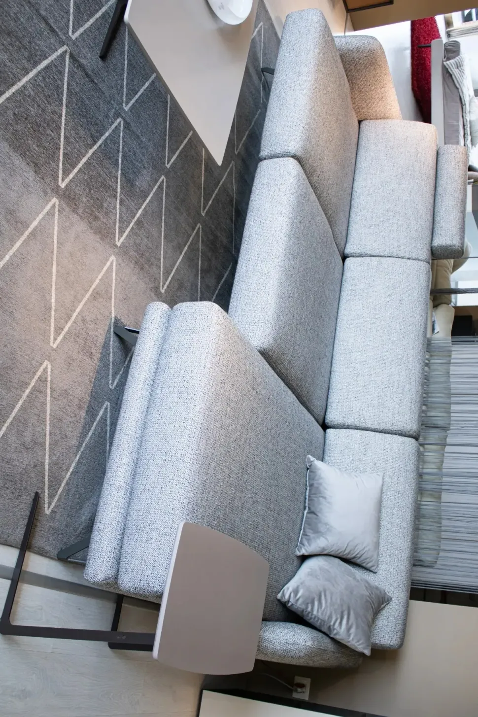 Tappeto modello Zig zag Doimo salotti in fibra sintetica a prezzo Outlet