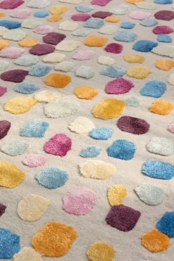Tappeto moderno Dotted Artigianale a prezzo ribassato