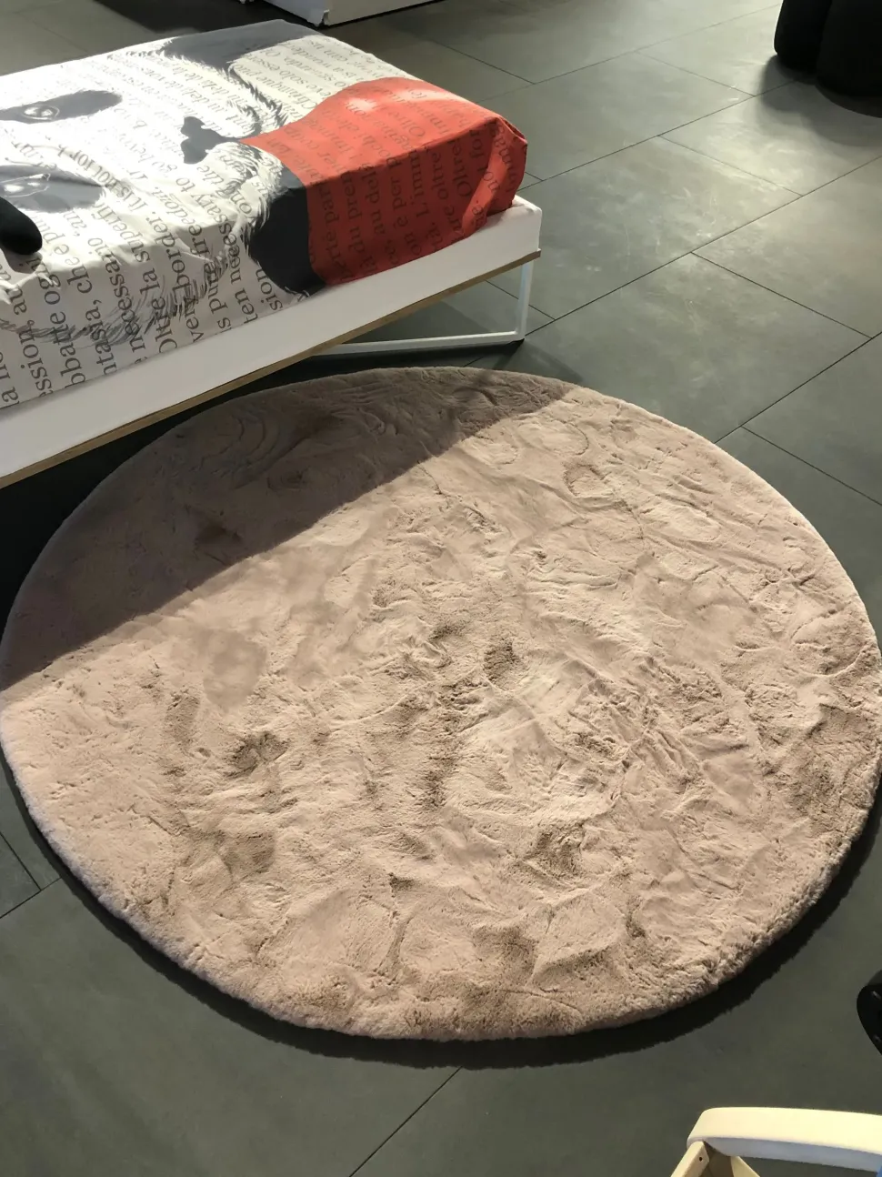 Tappeto Moderno rotondo modello Eco rug con forte sconto