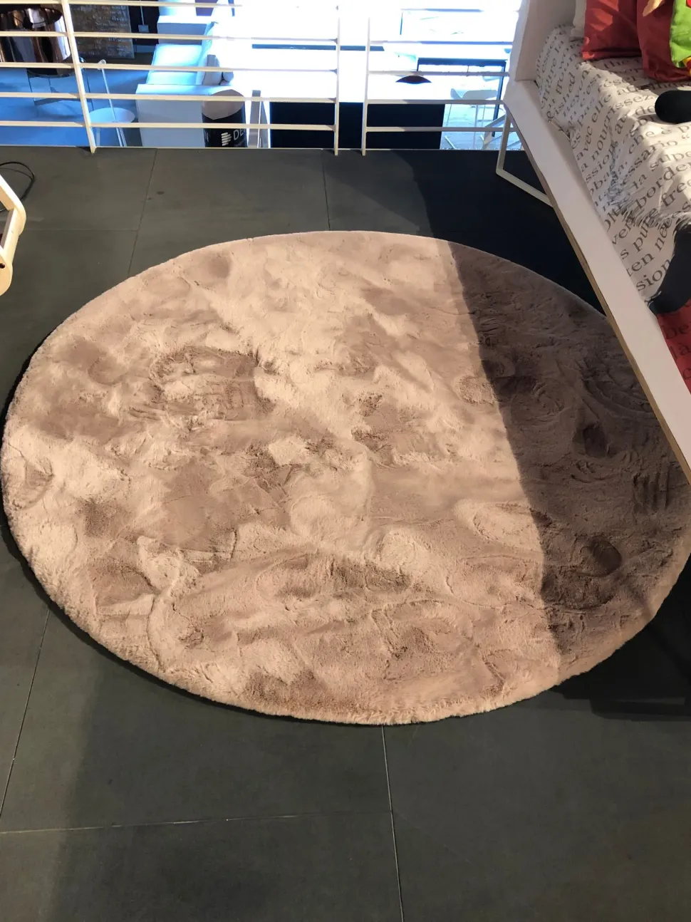 Tappeto Moderno rotondo modello Eco rug con forte sconto