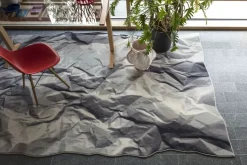 Tappeto Moderno sagomato  modello Neversaid a prezzi convenienti