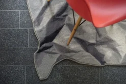 Tappeto Moderno sagomato modello Neversaid a prezzi convenienti