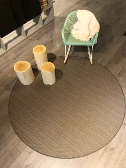 Tappeto rotondo  in stile moderno Spring Besana a prezzo scontato