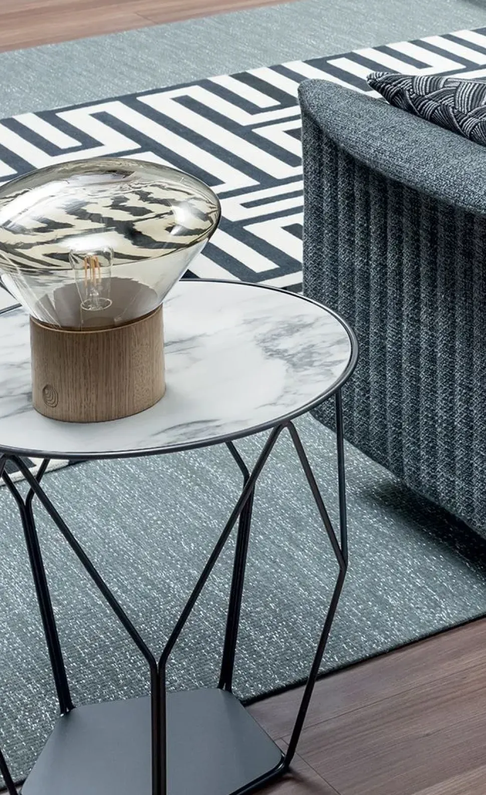 Tavolino Arbor della marca Bonaldo a prezzi convenienti - 30%