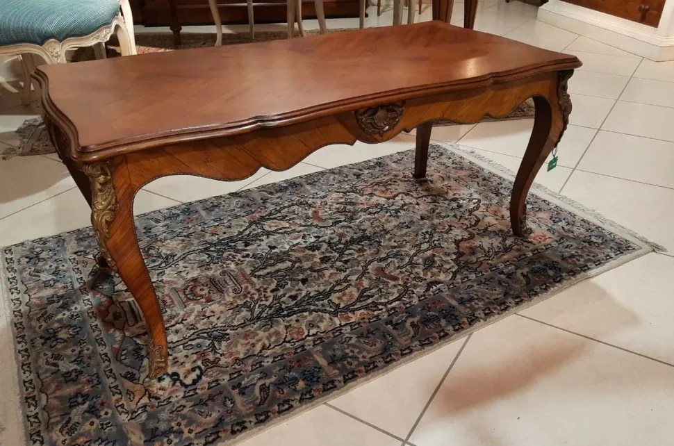 Tavolino classico In legno bois de rose di Artigianale a prezzo scontato