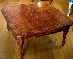 Tavolino classico Quadrato con intarsio diamante di Artigianale a prezzo scontato