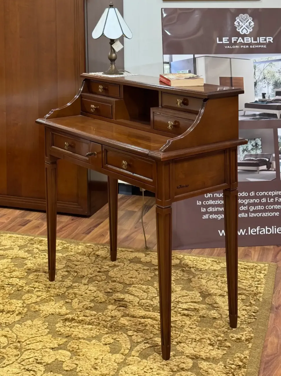 Tavolino classico Scrittoio segreto di Le fablier a prezzo ribassato