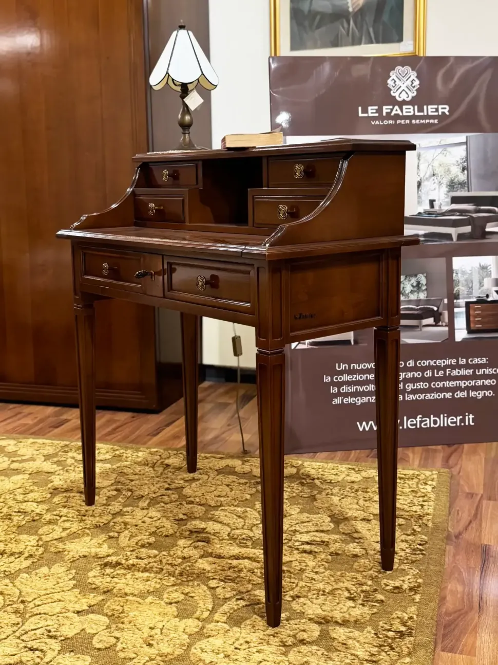 Tavolino classico Scrittoio segreto di Le fablier a prezzo ribassato