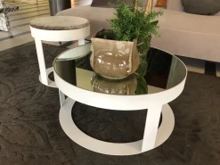 Tavolino Coppia tavolino + pouf otis in laccato opaco Frigerio sconto del 62%