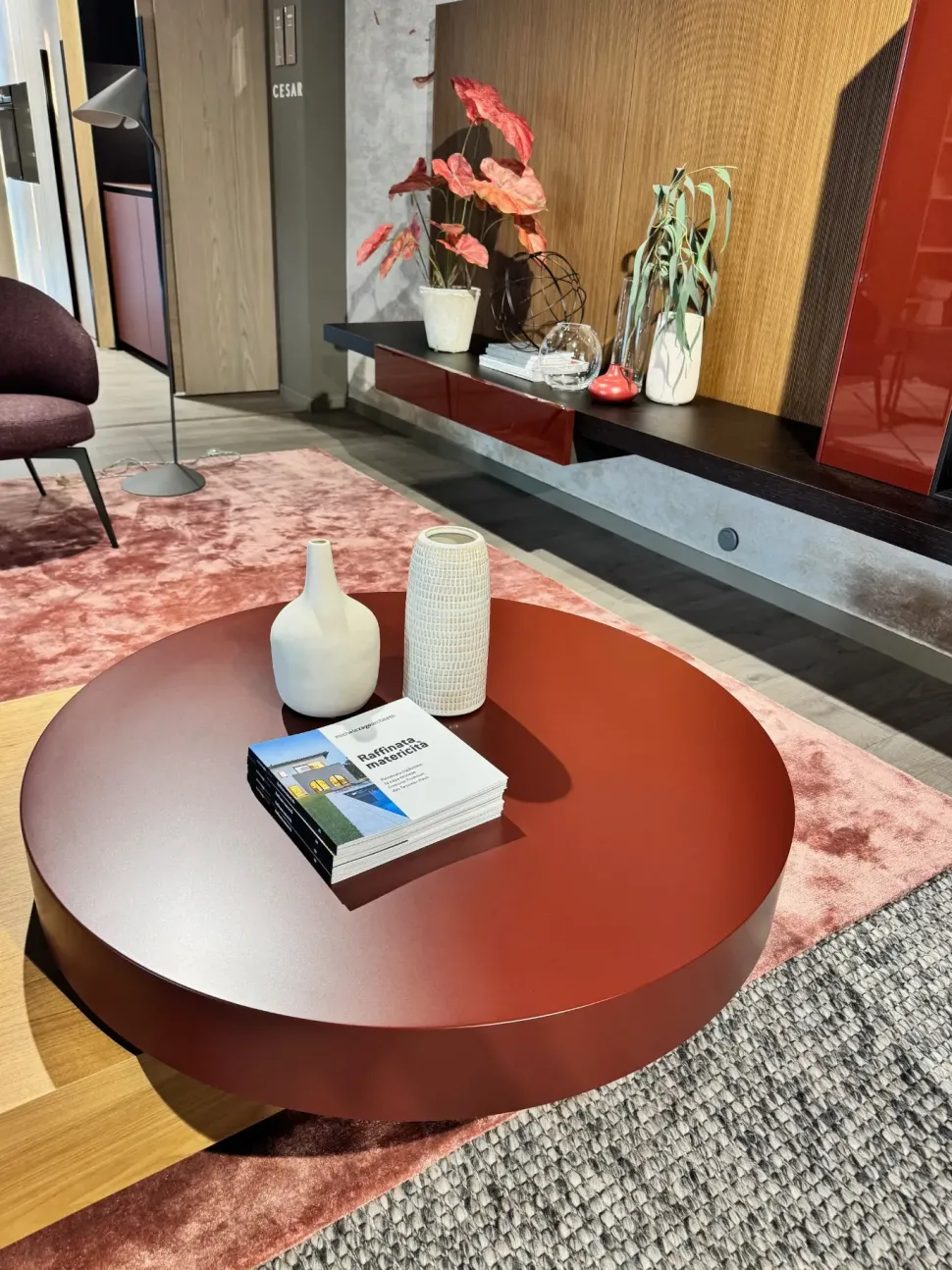 Tavolino design Dolmen di Lema a prezzo ribassato