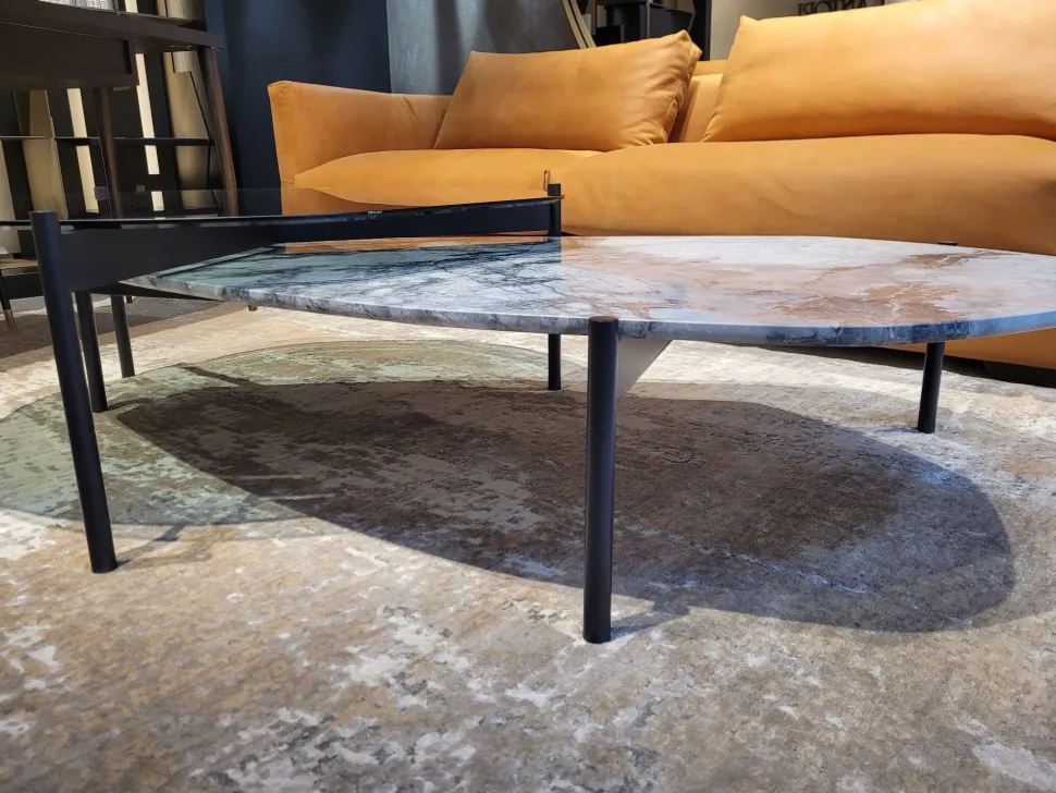 Tavolino design Johnson di Cantori a prezzo scontato