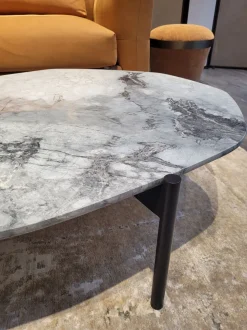 Tavolino design Johnson di Cantori a prezzo scontato