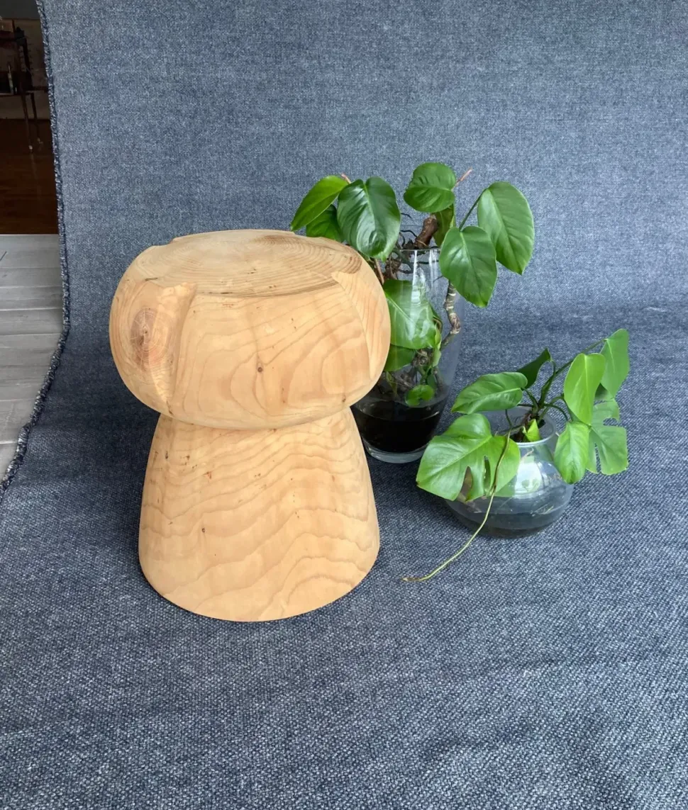 Tavolino design Miss champagne di Riva 1920 a prezzo scontato