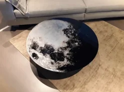 Tavolino design My moon my mirror di Moroso a prezzo scontato