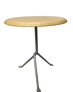 Tavolino design Tavolino officina h.74 magis di Magis a prezzo scontato