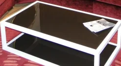 Tavolino Frassino e vetro laccato della marca Tonin casa in offerta