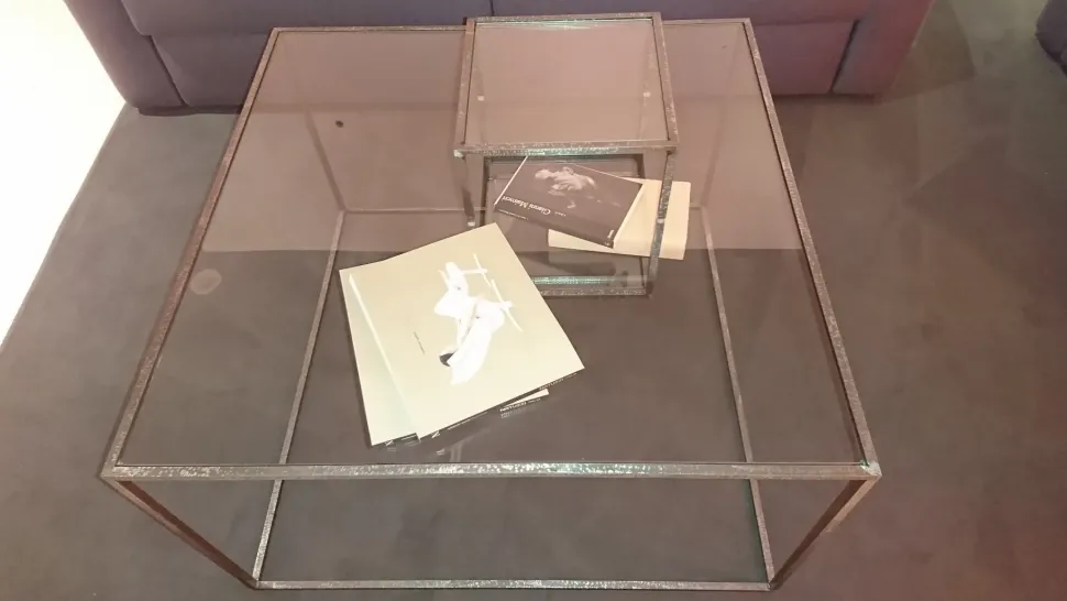 Tavolino in stile design modello Illusioni di Mogg con sconti imperdibili