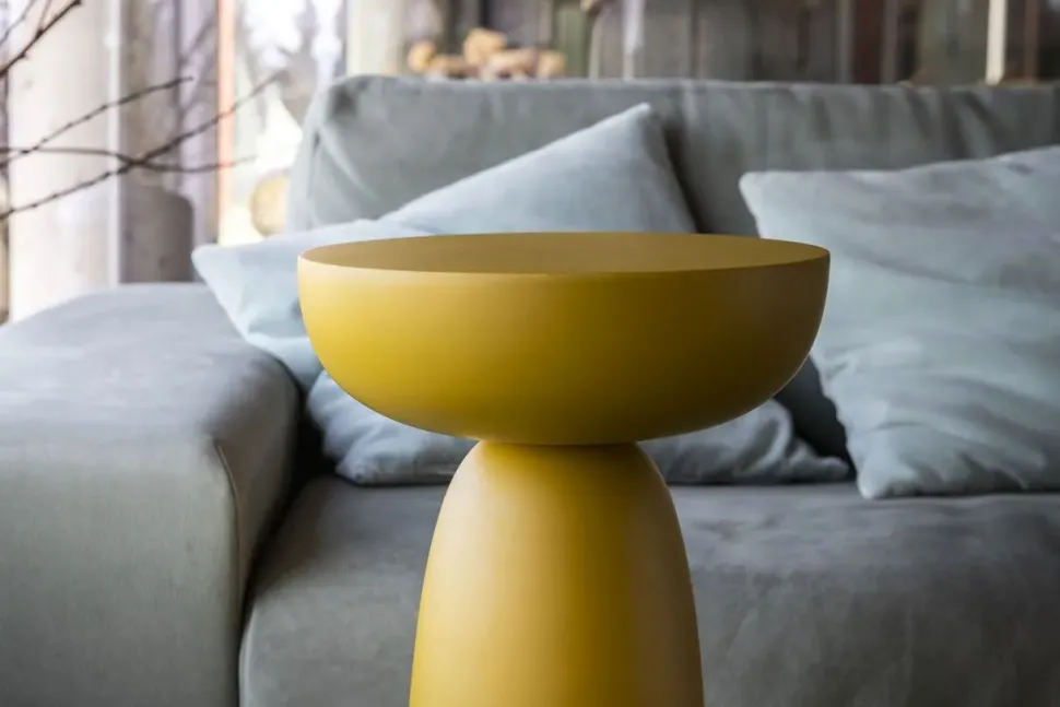 Tavolino in stile design modello Olo di Mogg con sconti imperdibili