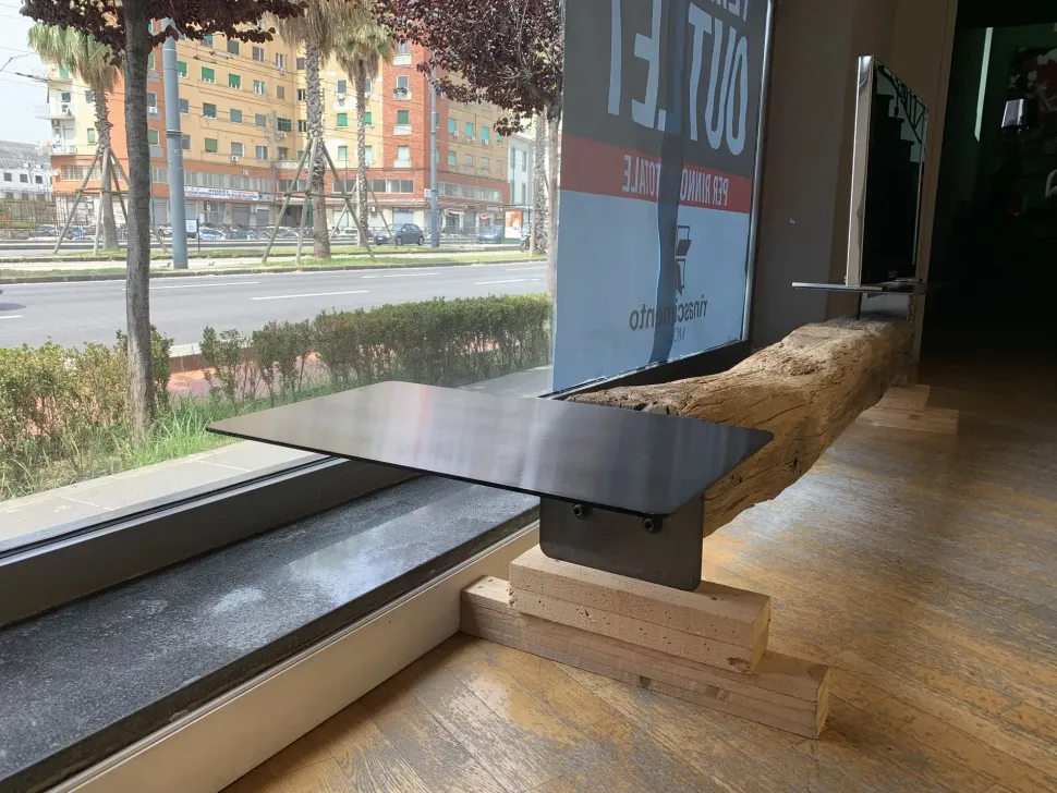 Tavolino in stile design modello Beam di Mogg con sconti imperdibili