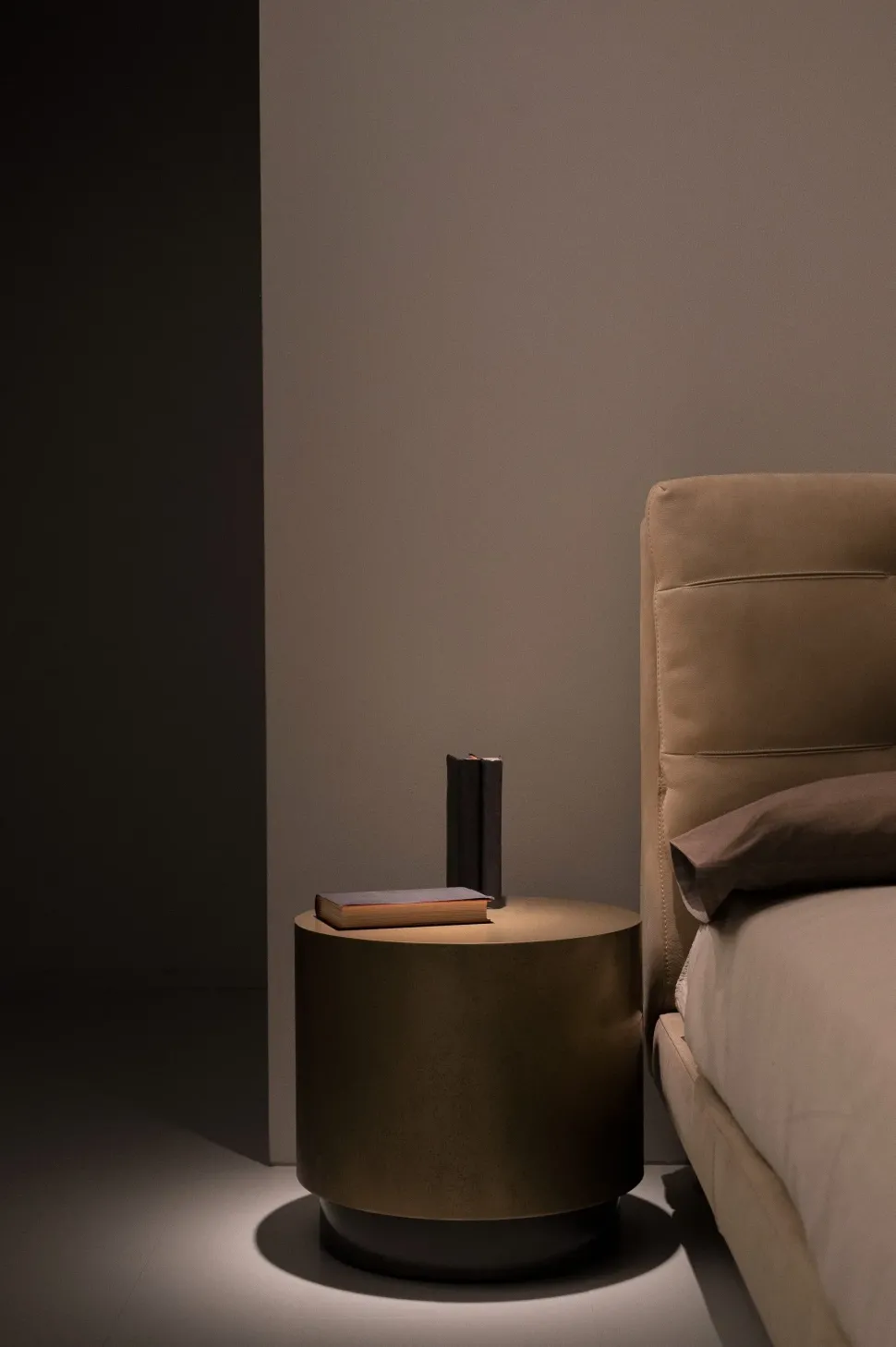 Tavolino in stile design modello Loren di Baxter con sconti imperdibili