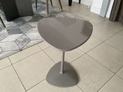 Tavolino in stile moderno modello Islands di Connubia con sconti imperdibili