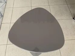 Tavolino in stile moderno modello Islands di Connubia con sconti imperdibili