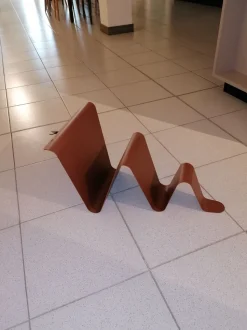 Tavolino in stile moderno modello Snake di Pezzani a prezzi imbattibili