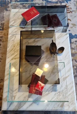 Tavolino Marble della firma Artigianale con forte sconto - 50%