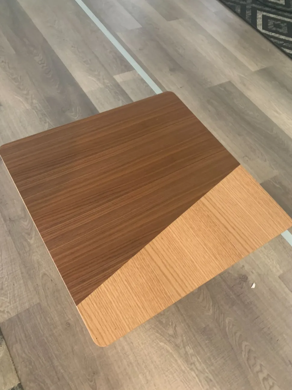 Tavolino modello Aitana di La forma a prezzo scontato