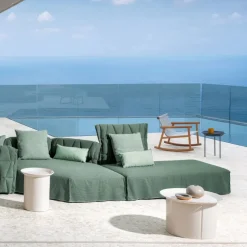 Tavolino modello Brise 44 di Gervasoni a prezzo ribassato