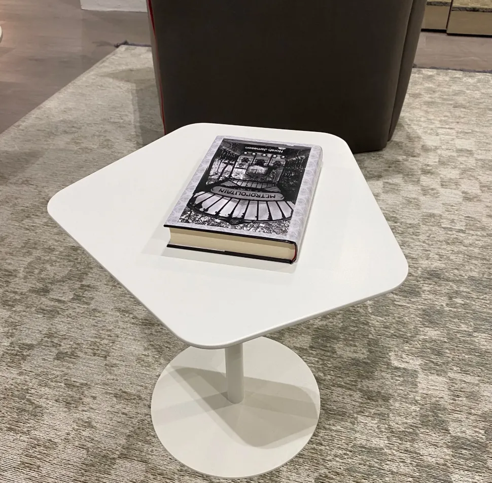 Tavolino modello Caruso di Tomasella a prezzo ribassato