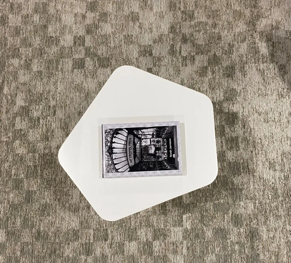 Tavolino modello Caruso di Tomasella a prezzo ribassato