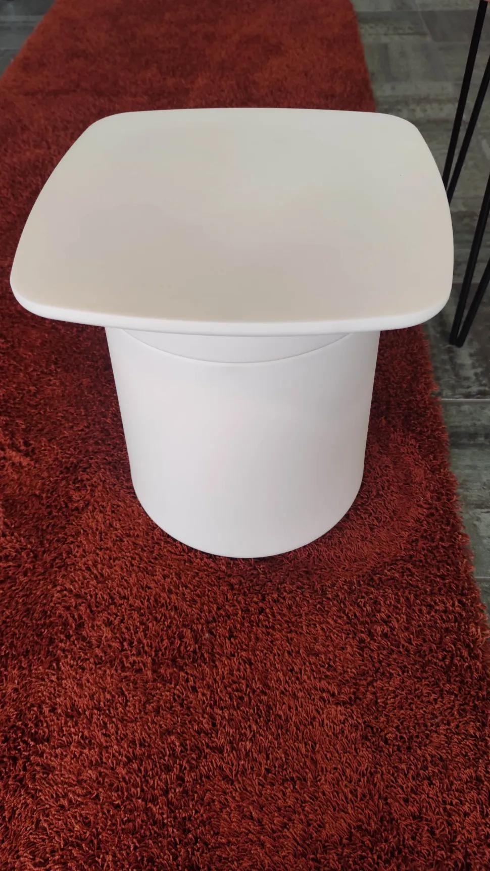 Tavolino modello Degree di Kristalia a prezzo scontato